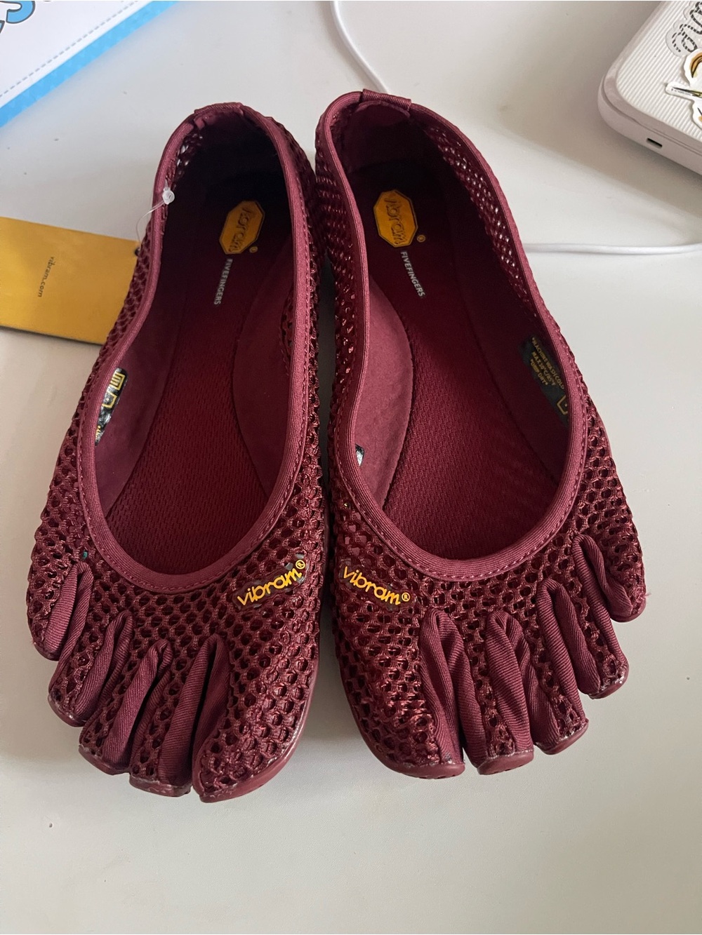 Vibram FiveFingers Women's Burgundy Minimalist Toe Shoes